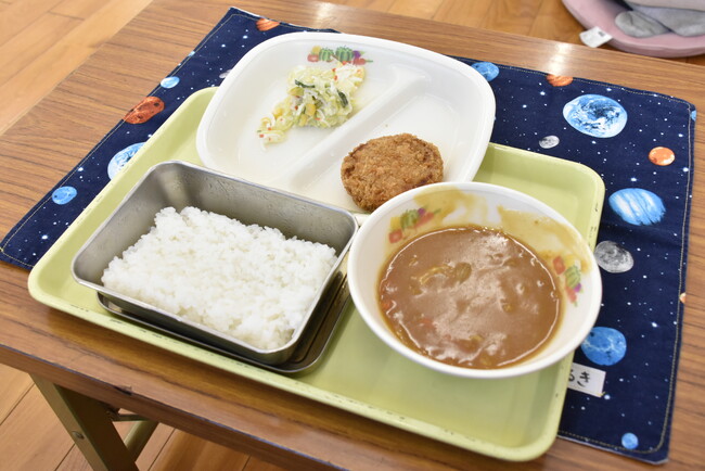 【茨城県境町】夏休み、児童クラブで給食センターで作った昼食が大人気！
