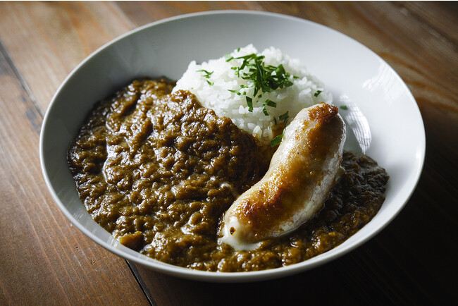 【よなよなビアワークス オンライン新商品】たっぷり飴色玉ねぎカレーとラクレットソーセージのセット