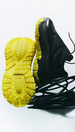 遊び心たっぷりの新作スニーカーグループ Marc Jacobs「THE LAZY RUNNER」が登場！