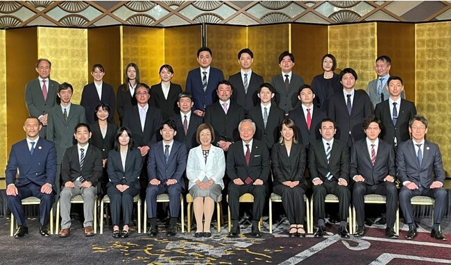 ケイアイチャレンジドアスリートチーム 佐藤 正樹選手文部科学大臣に「国際競技大会優秀者」として表彰