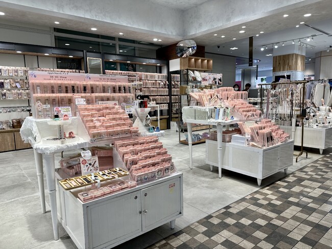 【大人可愛いアップルウォッチバンドやフレーム・雑貨を展開】GAACALが新宿マルイ本館でPOPUP開催！