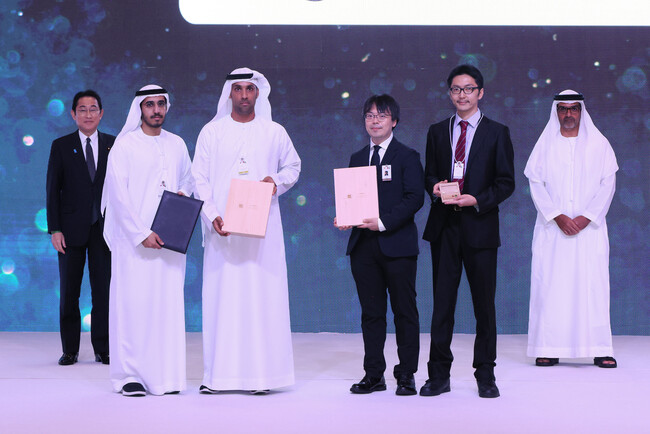 IDDKとMBRSCは、宇宙バイオ実験の革新を目指し戦略的提携の締結を致しました