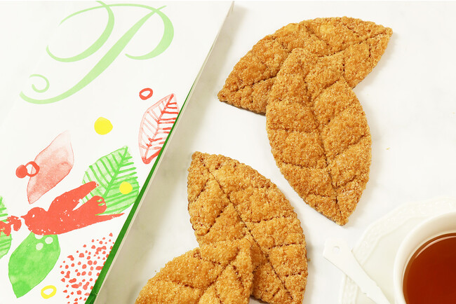 【サクサクの食感とフレッシュバターの風味がやみつきなおいしさ】新商品『幸せ届けるリーフパイ』が好評発売中。残暑見舞いの手土産にもぴったりなオリジナルデザインのギフトセットも登場。