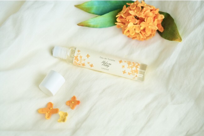 フレグランスブランド 「メイクミーハッピー」から柔らかなキンモクセイの香りのオードトワレが登場！8月下旬より限定発売