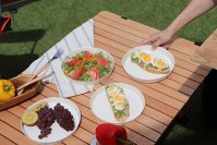 マトリョーシカのように4つのサイズが1つに収納できる　持ち運びに最適なアウトドア食器シリーズ「tak FIT DISH」誕生　～8月25日よりオンラインショップで販売開始～