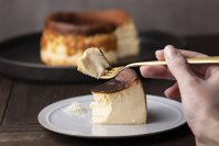 フレンチレストランのシェフによる北海道産の原料を使用したグルテンフリーの手作り『ガトーフロマージュ』が第66回「ジャパン・フード・セレクション」でグランプリを受賞！