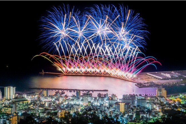【熱海海上花火大会】9月は18日（月祝）、30日（土）の計2回開催！特等席確約の送迎付きプランの販売中。