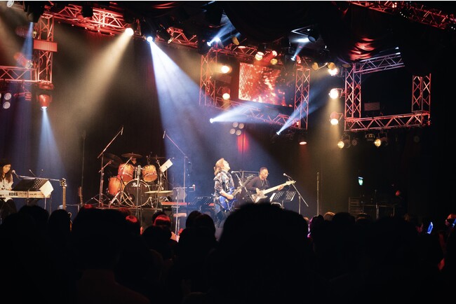 原田真二45周年記念ライブを多視点VR映像体験『POV』で無料配信スタート！