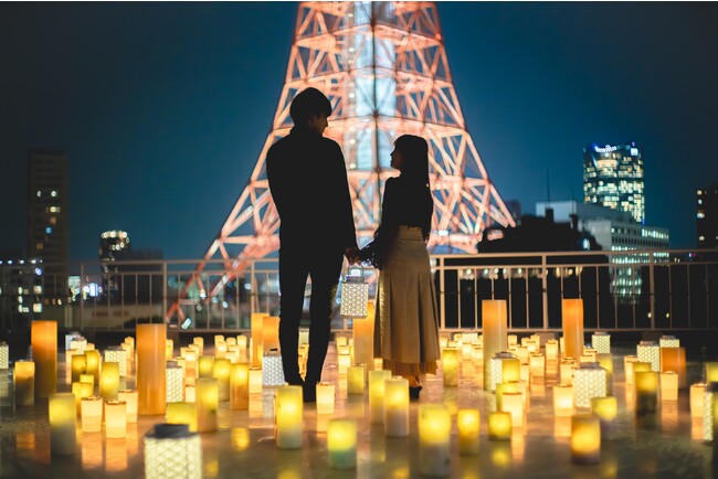 東京タワーの煌めくライトアップとともにキャンドルアートと月あかりで過ごす、幻想的な秋のお月見絶景体験【東京プリンスホテル】