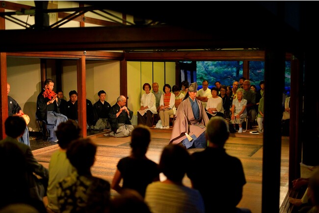 京都、一休寺にて薪能開催、コロナ明けて一般にも。