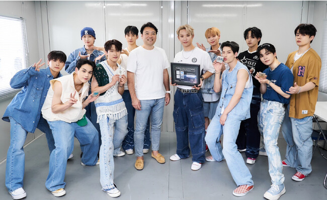 Space BD JO1の手元に宇宙を旅したプレートが帰ってきた!