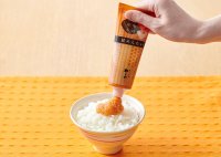 手軽に本格的な味が楽しめるやまやの「めんたいチューブ」が2023年9月1日(金)より全国リニューアル発売！～新フレーバー「鮭めんたい」が登場～