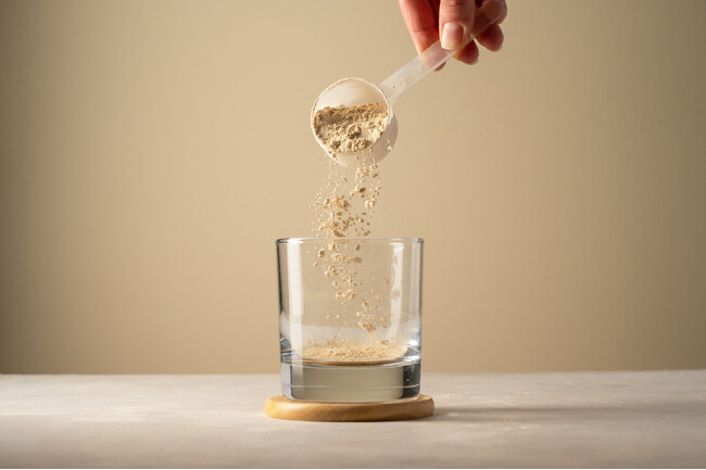 【ミヨシ油脂】プロテイン飲料に関する調査を実施、粉末タイプの利用者は６割以上、年齢が上がるごとに液体タイプや嗜好飲料の利用者が増加