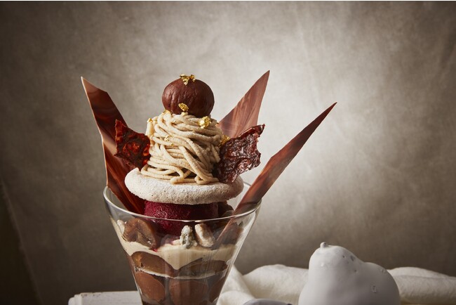 【ショコラティエ パレドオール】2023年秋の新作！「栗」を味わうチョコレートパフェと「フランス菓子」がテーマのショコラが登場