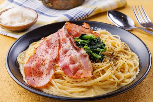 世界で唯一！有名豚骨ラーメン店の秘伝スープを使った新感覚パスタ「とんこつカルボ」専門店がマルエイガレリアにNEW OPEN