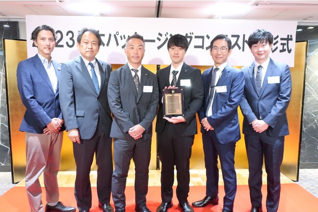 世界初のリサイクルアルミ100％使用飲料缶が「日本パッケージングコンテスト」において最高賞である「ジャパンスター賞」を受賞