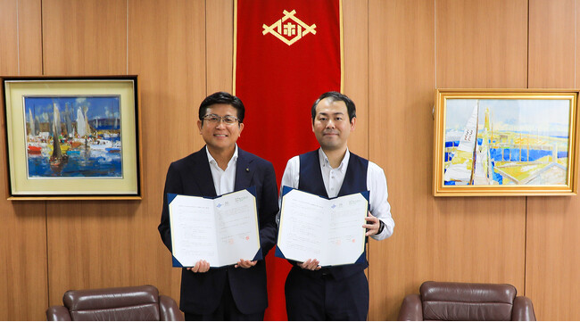 長崎県佐世保市とTerra Chargeが連携協定締結、EV充電導入を共同推進