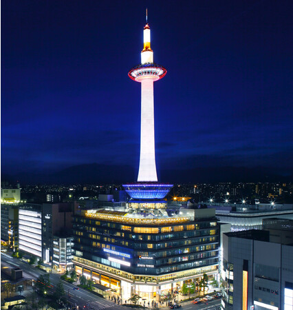京都タワーに実質再生可能エネルギー由来電力を導入　塔体部分のライトアップにかかるCO2排出をゼロに