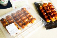 おこげの香ばしさと甘辛の醤油タレを自宅で味わえる　冷凍タレ付きみたらし団子を9月8日より販売