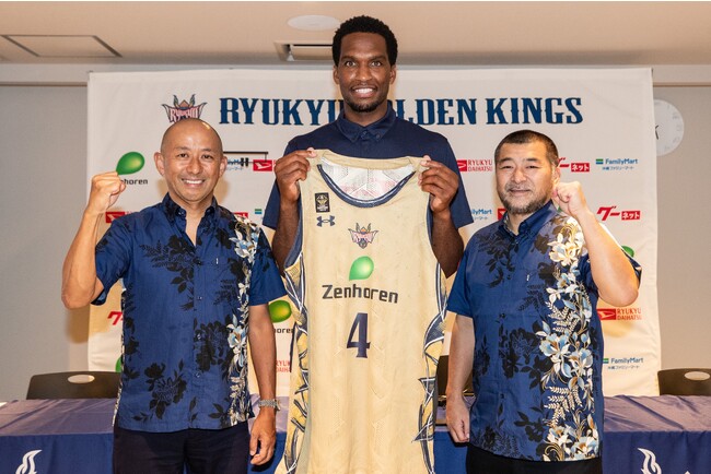 #4 ヴィック・ロー選手の入団記者会見実施のご報告