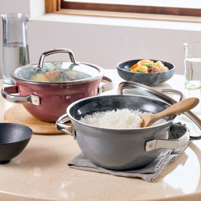 天然鉱石から生まれたミネラル素材「フュージョンテック ミネラル」シリーズよりご飯を美味しく炊き上げる羽釜のような鍋「フュージョンテック ミネラル ライスポット 20cm」が新登場！