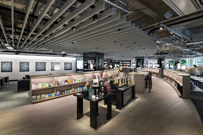 「六本木 蔦屋書店」2階に「SHARE LOUNGE」 2023年9月9日（土）オープン