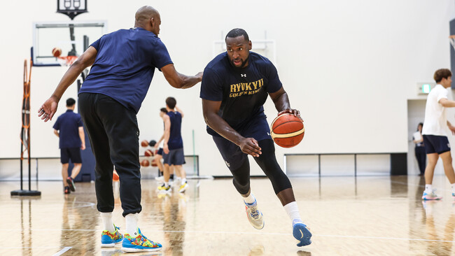 #7 アレン・ダーラム選手がチームに合流しました！