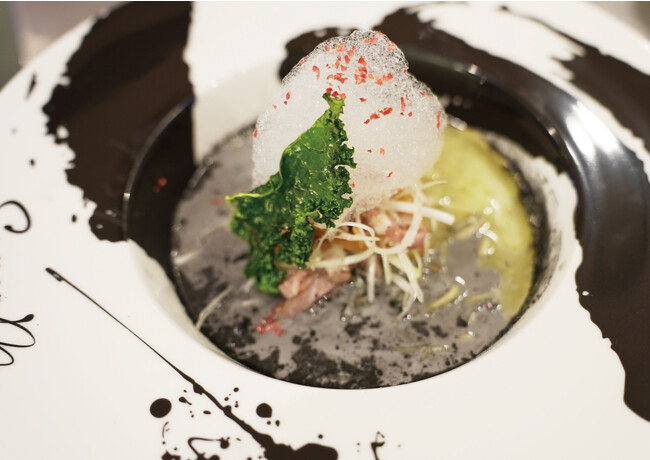 【最高級フレンチラーメン期間限定で登場】「オテル・ドゥ・ミクニ」や「noma」で修行を積んだ寺田義晶シェフと人類みな麺類がコラボレーションした「イノベーションラーメン」は9月10日から6日間限定！