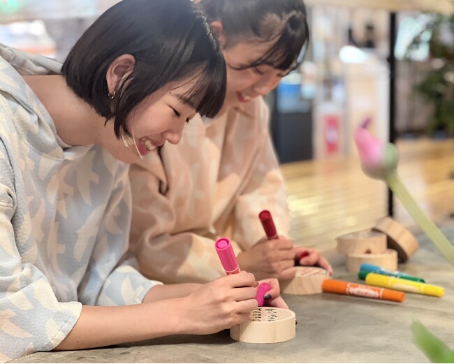おふろcafeや昭和レトロな温泉銭湯にて感謝を伝える「敬老の日 100のありがとう風呂」を実施
