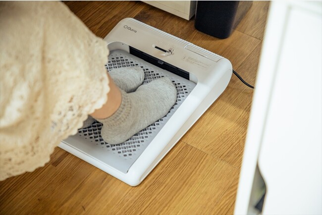 【新製品】足元の寒さ対策！新感覚の暖房器具「足ぬっく エア」クラウドファンディング開始
