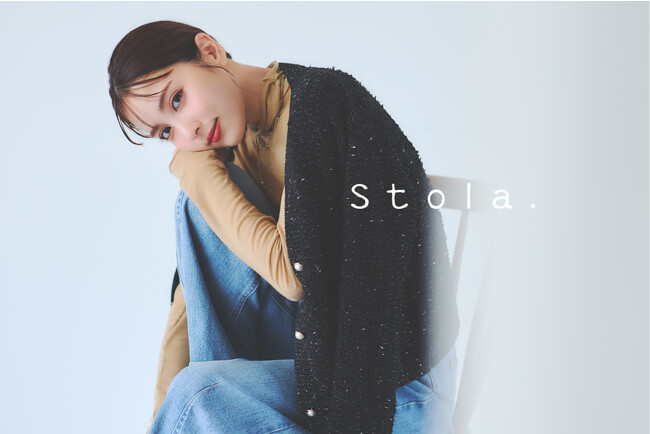 女優・石川恋、秋の“可愛げ”トレンドを纏う。Stola.（ストラ）の新作ルックを人気スタイリスト石上美津江さんが提案