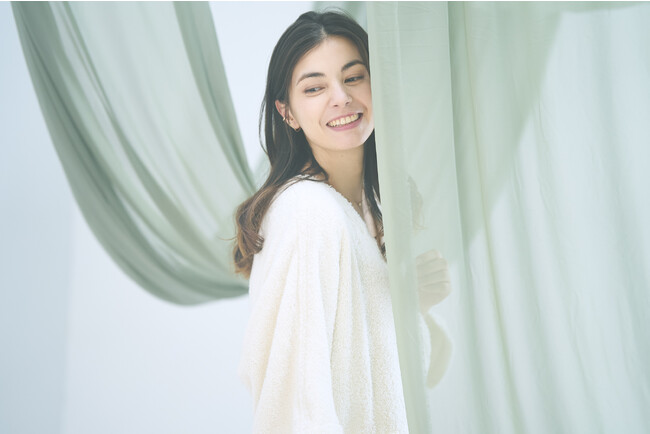 「育てるタオル」とアパレルブランド「INGEBORG」が初のコラボレーション「MARQUE Cachecoeur Robe （カシュクールローブ） 」2023年9月13日本格販売スタート！