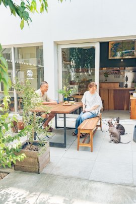 愛犬とともにくつろげる「medel deli okusawa」 愛犬とともにくつろげる「medel deli okusawa」