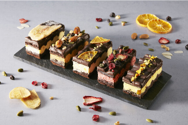 ワッフルケーキ専門店 R.L waffle cakeから新ブランドが登場！“チョコ×ワッフル”の魅力を最大限に『R.L chocolat（エール・エル ショコラ）』 誕生！