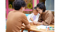 しんちゃんと一緒にはじめてのクラフト！芸術の秋を彩る、子どもたちの最高の笑顔！『しんちゃんと一緒に⁉クラフト教室inのんびりのはら』９月16日開始