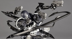 エージェントヴェノムがアクションフィギュア化！シンビオート(寄生生物)の触手とガンアクションを再現可能！