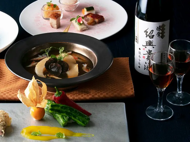 国際中医薬膳師 大倉あやこ氏と、広東料理でトップ10人に選ばれた名古屋観光ホテル中国料理「柳城」料理長 内藤勝博が贈る薬膳セミナー＆賞味会