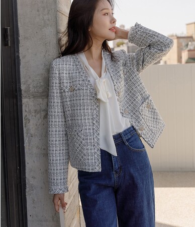 ＜Qoo10「シャツ・ブラウス」販売数ランキング＞秋の華やぎコーデは主役級のブラウスから！ボウタイやパフ袖などの“一枚で映える”が人気