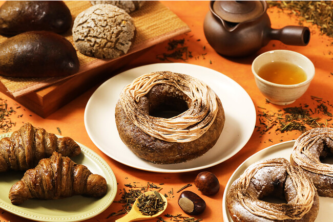 【京都の宇治茶専門店「祇園辻利」のほうじ茶を使用した、秋のコラボレーション】「ハートブレッドアンティーク」より、『ほうじ茶生絞りモンブランチョコリング』をはじめ全3品が10月1日より期間限定で新発売