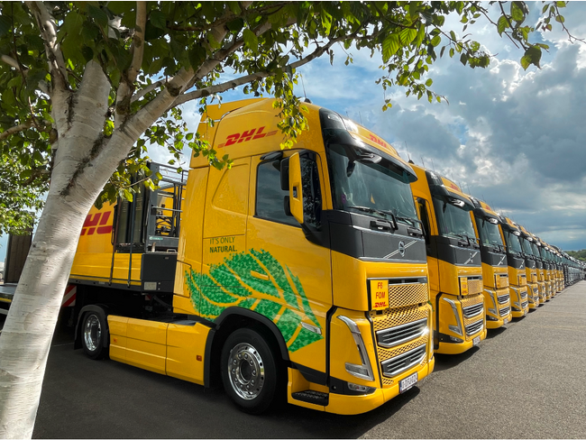 DHL、フォーミュラ1(R)の機材輸送における二酸化炭素排出量を平均83%削減
