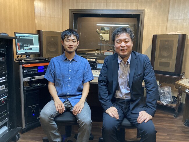 「Forbes JAPAN」編集長 藤吉雅春氏が愛媛県出身のショートショート作家・田丸雅智氏の対談番組「FM愛媛の“まじめな”コトバプロジェクト コトバノまほう」に登場！