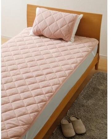 全身ぬくぬくで厳しい寒さでも快適な睡眠をサポート！コメリオリジナルブランド 「アテーナライフ」の「暖＋シリーズ」より「抗菌防臭　3シーズン使える敷パッド」「抗菌防臭　足元あったか敷パッド」が新登場！