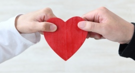 <調査>夫婦間のコミュニケーションに関するアンケート調査 夫婦の会話は5割が1日30分未満/コロナ禍前後での夫婦間のコミュニケーションは「特に変化なし」 <調査>夫婦間のコミュニケーションに関するアンケート調査 夫婦の会話は5割が1日30分未満/コロナ禍前後での夫婦間のコミュニケーションは「特に変化なし」