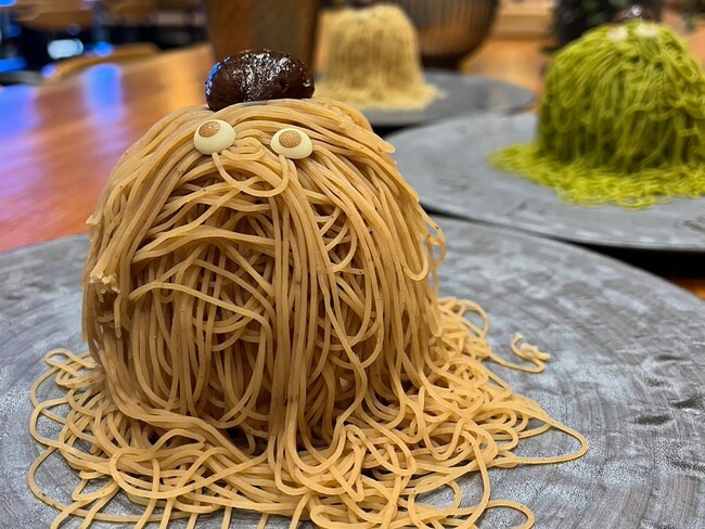 かわいいギョロ目の「目玉つきモンブラン」を10月1日から期間限定販売！Happy Halloween 2023