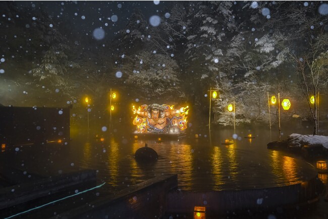 【青森屋】青森ねぶた祭の起源「ねぶり流し」を再現した絶景雪見露天「ねぶり流し灯篭」今冬も実施｜期間：2023年12月1日～2024年3月31日