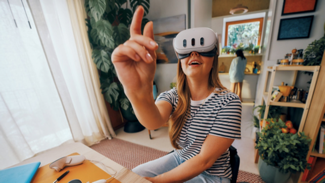 Metaの最新VR／MRヘッドセット「Meta Quest 3」法人向けプログラム「Meta for Work」SoftBank World 2023で体験イベント開催