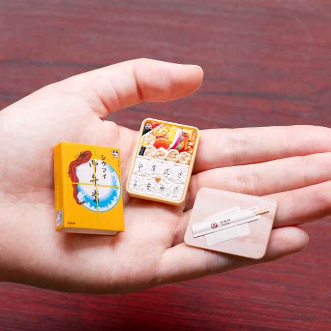 「崎陽軒」のお弁当とシウマイがミニチュアになってガシャポン(R)に登場！『崎陽軒 ミニチュアコレクション』