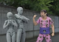 伝説のコメディアン「志村けん」の「変なおじさん」が可動フィギュア化！「だっふんだ！」「アイーン」往年のギャグ再現