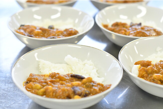 現役高校生が介護食で高タンパク豆カレーをメニュー開発 10/18に介護施設で生徒がカレーを調理して提供