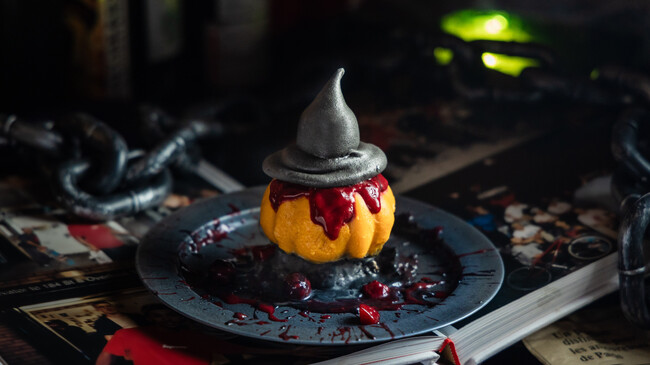 地元メディアでも話題のホテルスイーツの最新作！秋の味覚かぼちゃを堪能するちょっぴり怖くて可愛いハロウィンスイーツがライフスタイルホテル「THE LIVELY 福岡博多」にて10月1日より期間限定で登場